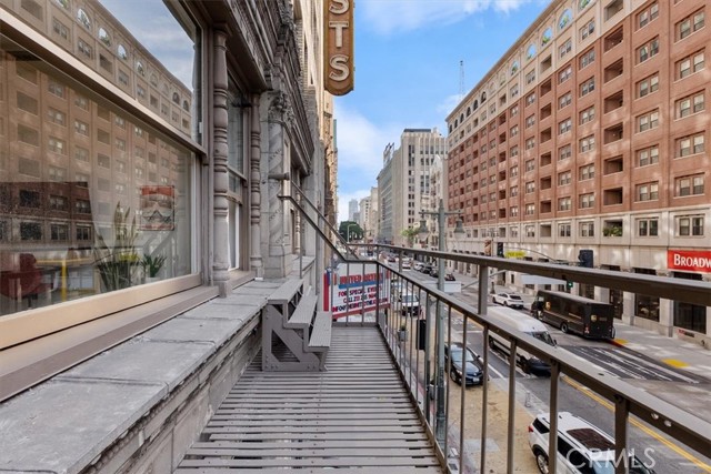 Detail Gallery Image 12 of 27 For 939 S Broadway, Los Angeles,  CA 90015 - 1 Beds | 1 Baths