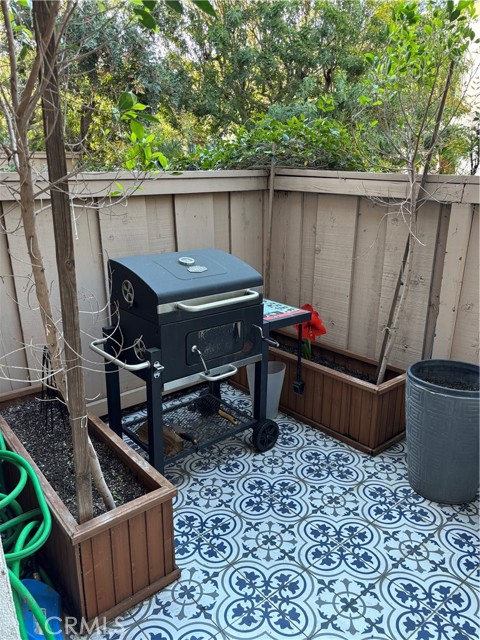 5533 Edward E Horton Lane, Encino CA: https://media.crmls.org/medias/b319f6a8-baee-4daf-98b6-8106587dd731.jpg
