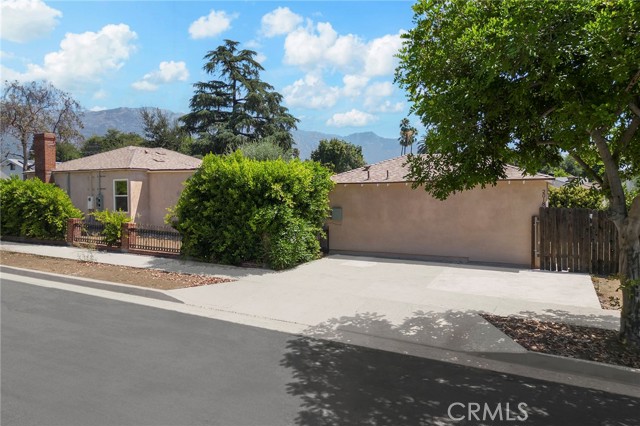 Detail Gallery Image 4 of 21 For 530 W Montana St, Pasadena,  CA 91103 - 3 Beds | 2 Baths
