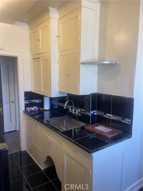 Detail Gallery Image 3 of 14 For 315 W 3rd St #710,  Long Beach,  CA 90802 - 0 Beds | 1 Baths