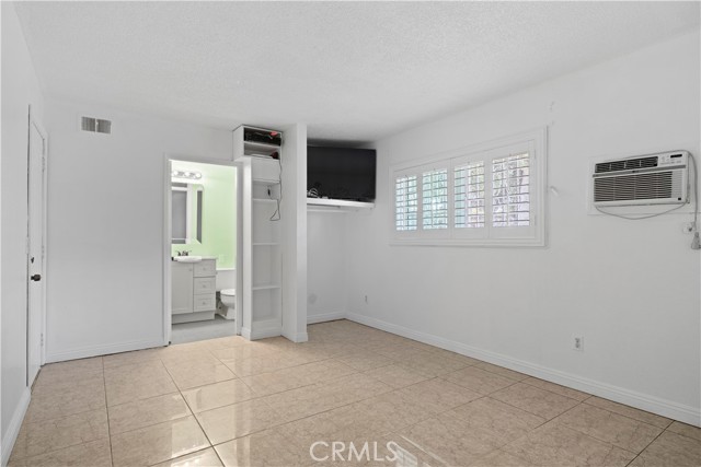 Detail Gallery Image 26 of 44 For 2455 Saint Elmo Dr, San Bernardino,  CA 92410 - 3 Beds | 2 Baths