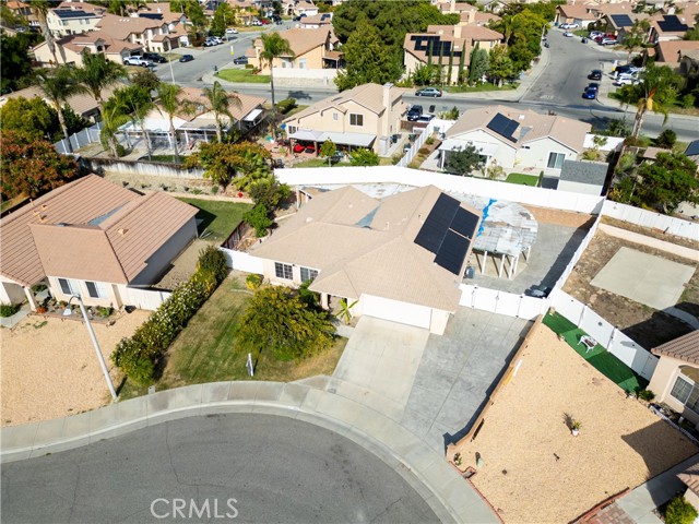 1363 Galileo Way, San Jacinto CA: https://media.crmls.org/medias/b31be625-2c31-48b3-9e3d-55f419677f8b.jpg