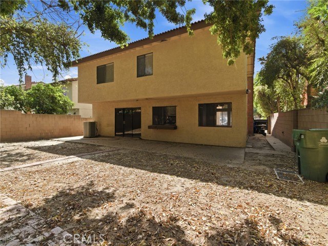 Detail Gallery Image 38 of 40 For 19745 Lull St, Winnetka,  CA 91306 - 4 Beds | 3 Baths