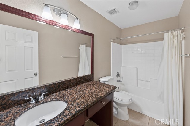 Detail Gallery Image 25 of 39 For 15552 Caravelle, Fontana,  CA 92336 - 4 Beds | 2/1 Baths