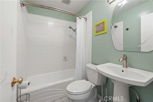 Detail Gallery Image 14 of 27 For 15720 Golden Star Ave, Riverside,  CA 92506 - 4 Beds | 3 Baths