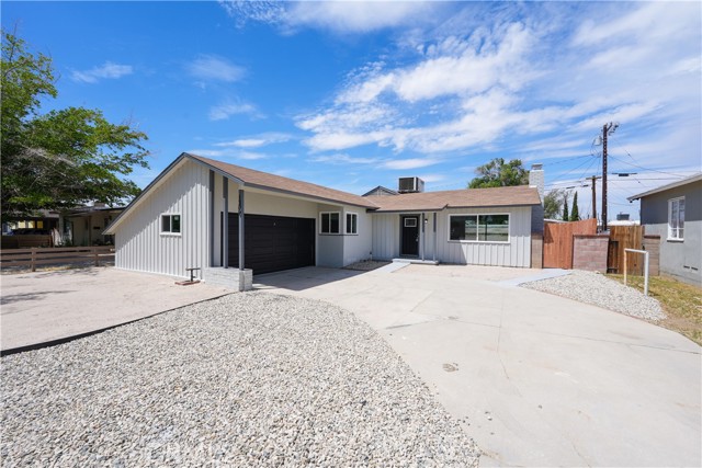 Detail Gallery Image 1 of 55 For 1309 W Ivyton St, Lancaster,  CA 93534 - 3 Beds | 2 Baths