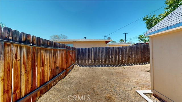 18271 Treleven Avenue, Lake Elsinore CA: https://media.crmls.org/medias/b31cda42-c48b-47d6-a7ab-dc109edc39f8.jpg