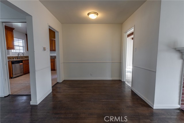 Detail Gallery Image 9 of 24 For 10428 Hopland St, Bellflower,  CA 90706 - 3 Beds | 1/1 Baths