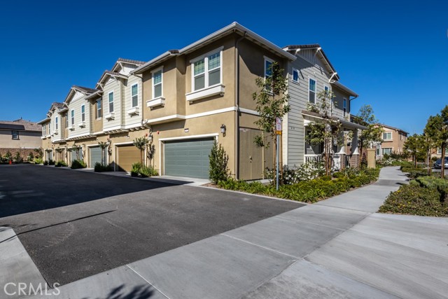 15986 Voyager Ave, Chino, CA 91708