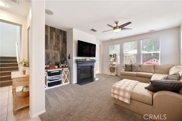 Detail Gallery Image 6 of 51 For 13102 Melon Ave, Chino,  CA 91710 - 3 Beds | 2/1 Baths