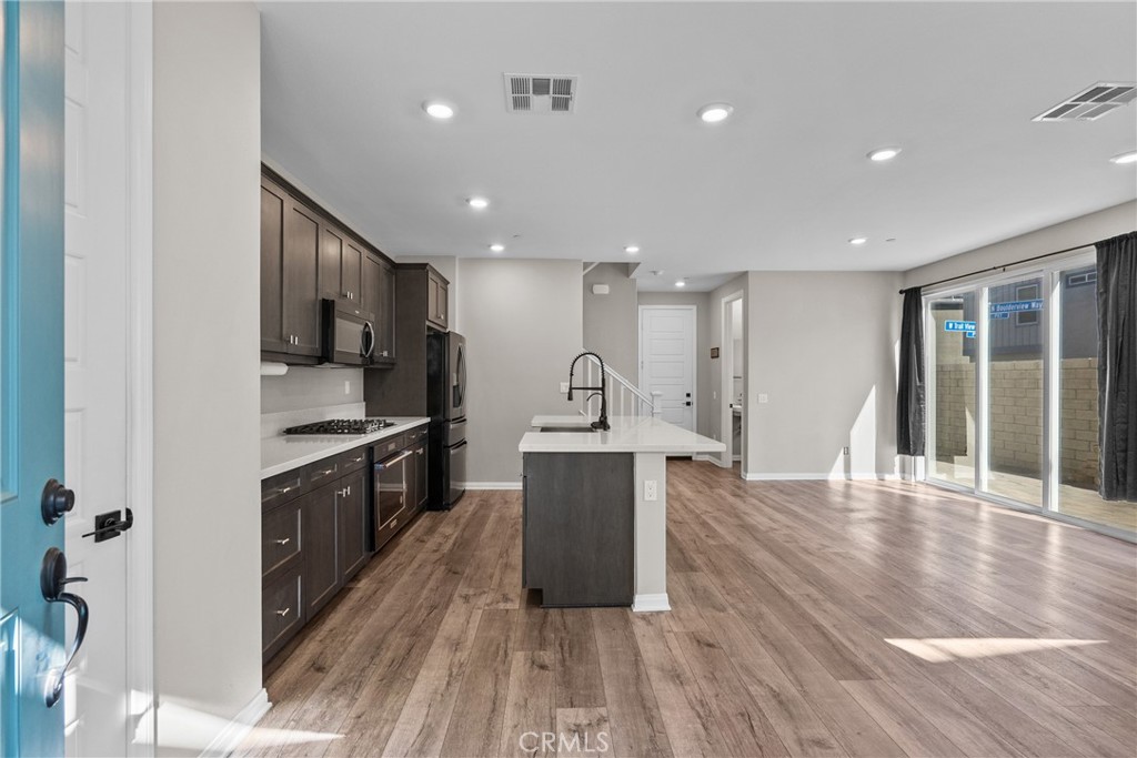 MLS #SR25241570 image #2