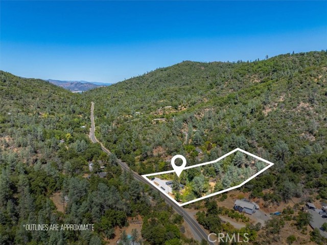 Detail Gallery Image 3 of 58 For 14153 Lake Bld, Shasta Lake,  CA 96019 - 5 Beds | 2 Baths