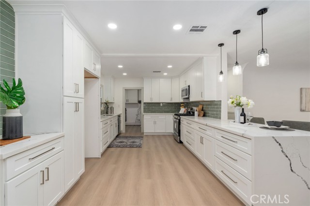 Detail Gallery Image 7 of 46 For 3335 N Mayfield, San Bernardino,  CA 92405 - 3 Beds | 2 Baths