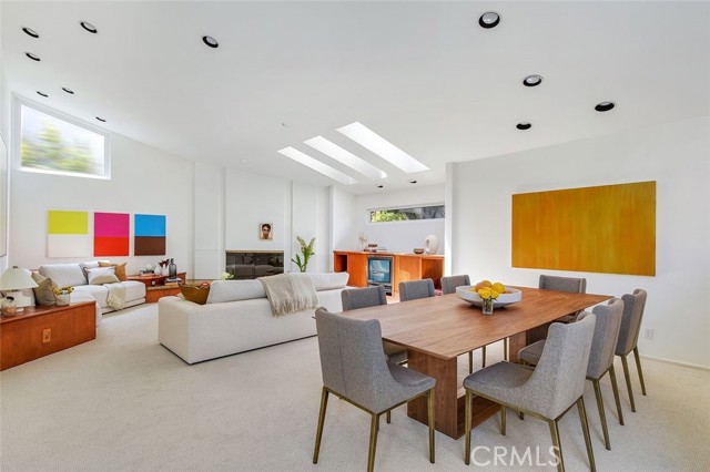 125 Via Venezia, Newport Beach, CA, 92663 125 Via Venezia, Newport Beach, CA, 92663