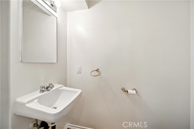 Detail Gallery Image 9 of 35 For 12420 Mount Vernon Ave 4b,  Grand Terrace,  CA 92313 - 2 Beds | 1/1 Baths