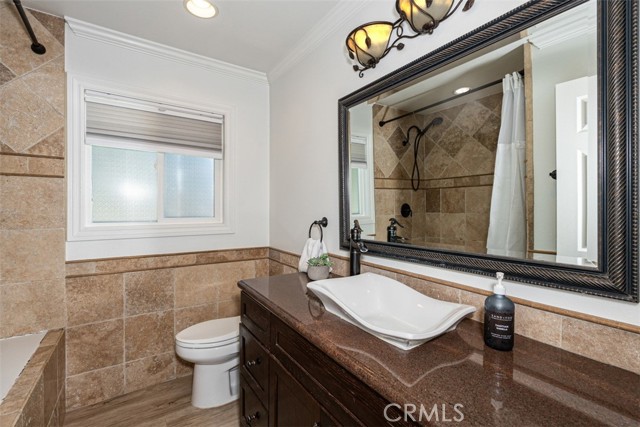 Detail Gallery Image 19 of 36 For 25226 Terreno Dr, Mission Viejo,  CA 92691 - 5 Beds | 3/1 Baths