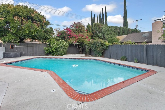Detail Gallery Image 8 of 9 For 7722 Faust Ave, West Hills,  CA 91304 - 4 Beds | 3 Baths