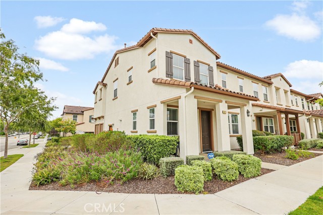 Detail Gallery Image 2 of 32 For 471 Green River St, Oxnard,  CA 93036 - 4 Beds | 2/1 Baths