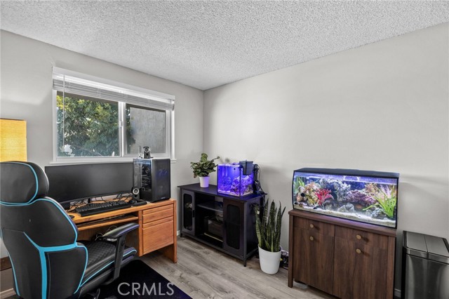 1505 Camelot Drive, Corona CA: https://media.crmls.org/medias/b32258f3-9e8c-48c4-8fa8-9b71417ba55d.jpg