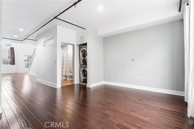 Detail Gallery Image 17 of 29 For 911 E Santa Ana, Santa Ana,  CA 92701 - 1 Beds | 2/1 Baths