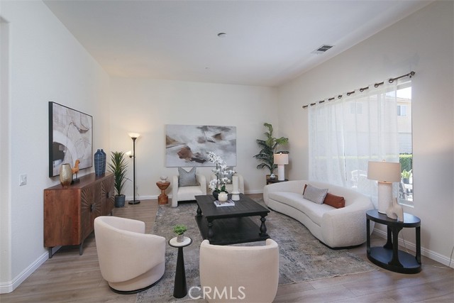 Detail Gallery Image 8 of 40 For 13208 Early Crimson St, Corona,  CA 92880 - 5 Beds | 3 Baths