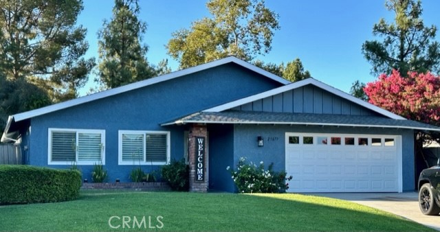 25077 Green Mill Avenue, Newhall, CA 91321