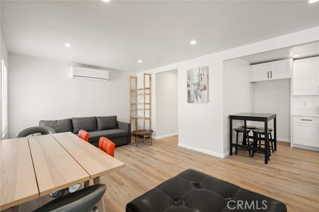 Detail Gallery Image 5 of 34 For 1523 Rock Glen Ave, Glendale,  CA 91205 - – Beds | – Baths