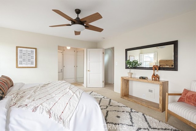 Detail Gallery Image 5 of 38 For 6476 San Marco Cir, Los Angeles,  CA 90068 - 2 Beds | 3/1 Baths