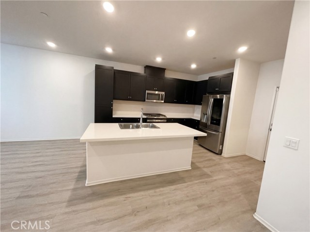 Detail Gallery Image 2 of 19 For 5628 Kate, Fontana,  CA 92336 - 2 Beds | 2/1 Baths