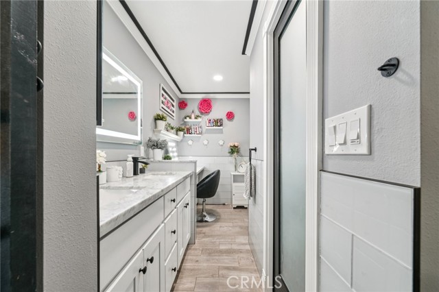 Detail Gallery Image 18 of 52 For 16908 Hillside Dr, Chino Hills,  CA 91709 - 4 Beds | 3/1 Baths