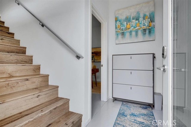 Detail Gallery Image 12 of 27 For 6919 Knowlton Place, Los Angeles,  CA 90045 - 3 Beds | 4 Baths