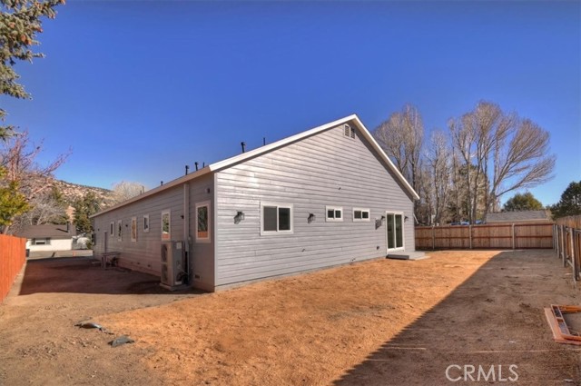 Detail Gallery Image 42 of 50 For 304 San Anselmo, Big Bear City,  CA 92314 - 3 Beds | 3/1 Baths