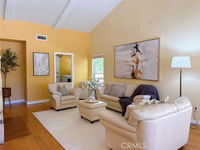 4 Bed Home for Sale in Calabasas, California