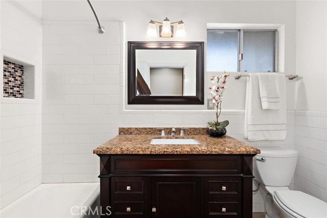 Detail Gallery Image 19 of 30 For 3616 Mesa Lila Ln, Glendale,  CA 91208 - 5 Beds | 3/1 Baths