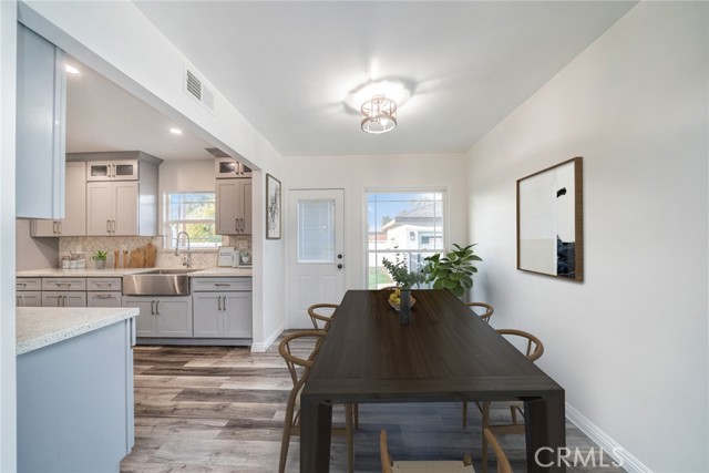 Detail Gallery Image 5 of 28 For 565 E 40th St, San Bernardino,  CA 92404 - 3 Beds | 2 Baths