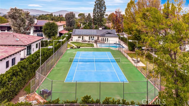 Detail Gallery Image 75 of 75 For 22914 Calvert St, Woodland Hills,  CA 91367 - 6 Beds | 5 Baths