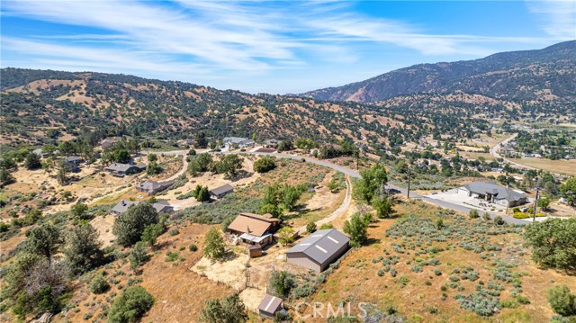 Detail Gallery Image 34 of 38 For 30771 Fox Ridge Ct, Tehachapi,  CA 93561 - 3 Beds | 2 Baths