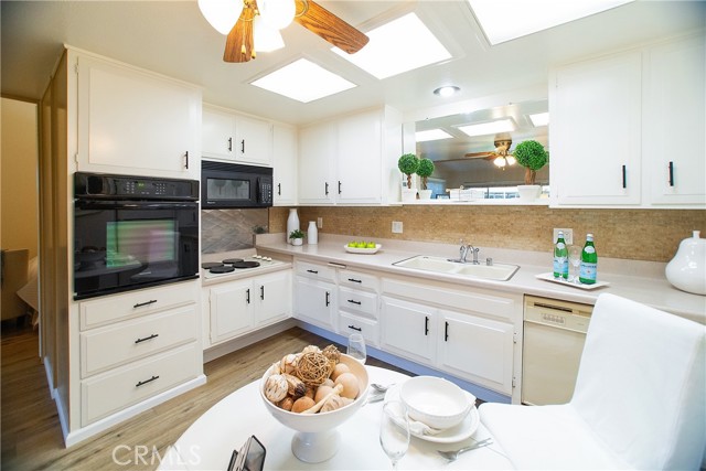 Detail Gallery Image 17 of 26 For 1200 Canoe Brook Dr., M3-19f, Seal Beach,  CA 90740 - 2 Beds | 1 Baths