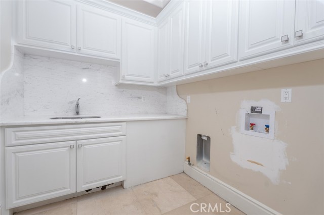 271 W Le Roy Avenue, Arcadia CA: https://media.crmls.org/medias/b329fe65-0076-4f6a-a170-f1477c1bface.jpg
