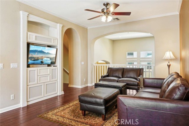 Detail Gallery Image 4 of 48 For 4437 Owens St #104,  Corona,  CA 92883 - 2 Beds | 2/1 Baths