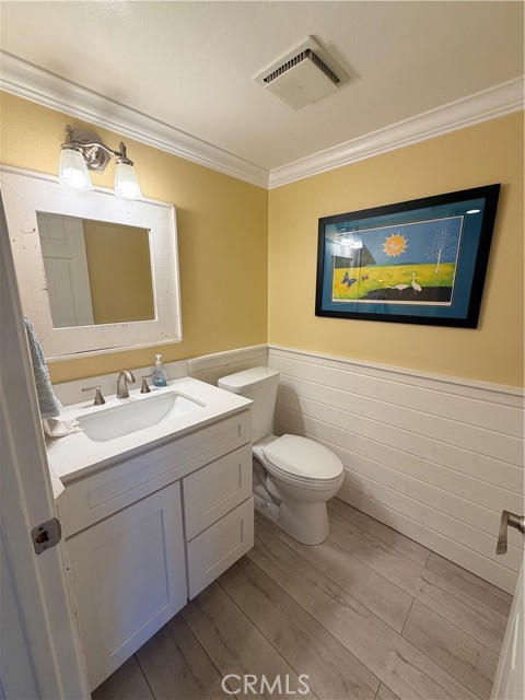 Detail Gallery Image 10 of 18 For 58 Eagle Run, Irvine,  CA 92614 - 3 Beds | 1/1 Baths