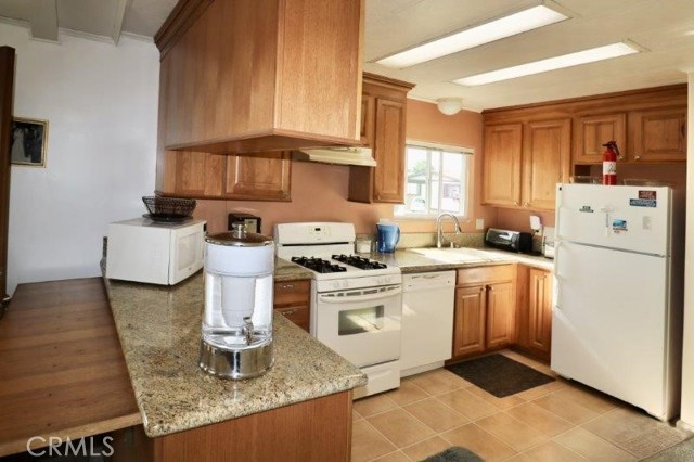 Detail Gallery Image 19 of 32 For 1251 Sky Lake Ave #330,  Brea,  CA 92821 - 2 Beds | 1/1 Baths