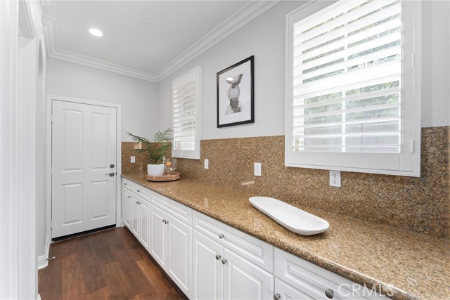 Detail Gallery Image 12 of 55 For 400 Hudson Dr, Tustin,  CA 92782 - 5 Beds | 4 Baths