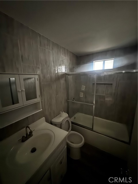 Detail Gallery Image 7 of 9 For 1417 Saint Louis, Long Beach,  CA 90804 - – Beds | – Baths