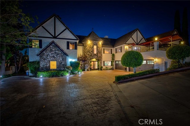 Detail Gallery Image 52 of 54 For 1532 Kensing Ln, North Tustin,  CA 92705 - 5 Beds | 6/2 Baths