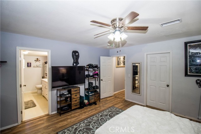 Detail Gallery Image 13 of 36 For 7449 Redwood Ave, Hesperia,  CA 92345 - 4 Beds | 2 Baths