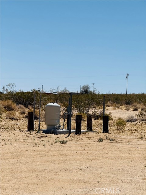Detail Gallery Image 11 of 15 For 5827 Old Woman Springs Rd, Johnson Valley,  CA 92285 - – Beds | – Baths
