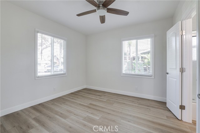 Detail Gallery Image 11 of 15 For 722 Main St, Huntington Beach,  CA 92648 - 2 Beds | 1 Baths