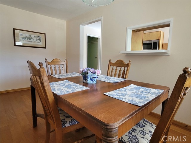 1004 Coldwater Drive, Frazier Park CA: https://media.crmls.org/medias/b3319586-99a1-4389-8e94-d0a9db3a59a8.jpg