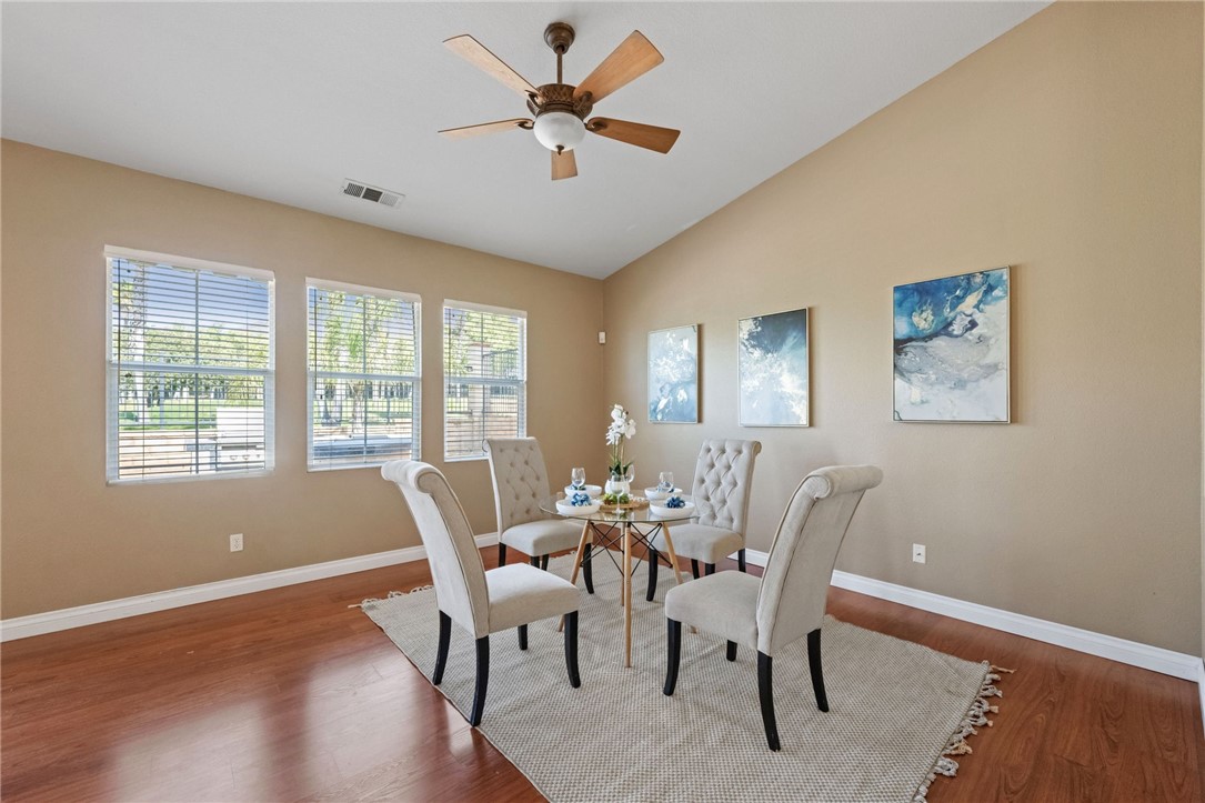 Detail Gallery Image 11 of 40 For 14930 Pete Dye St, Moreno Valley,  CA 92555 - 3 Beds | 2 Baths